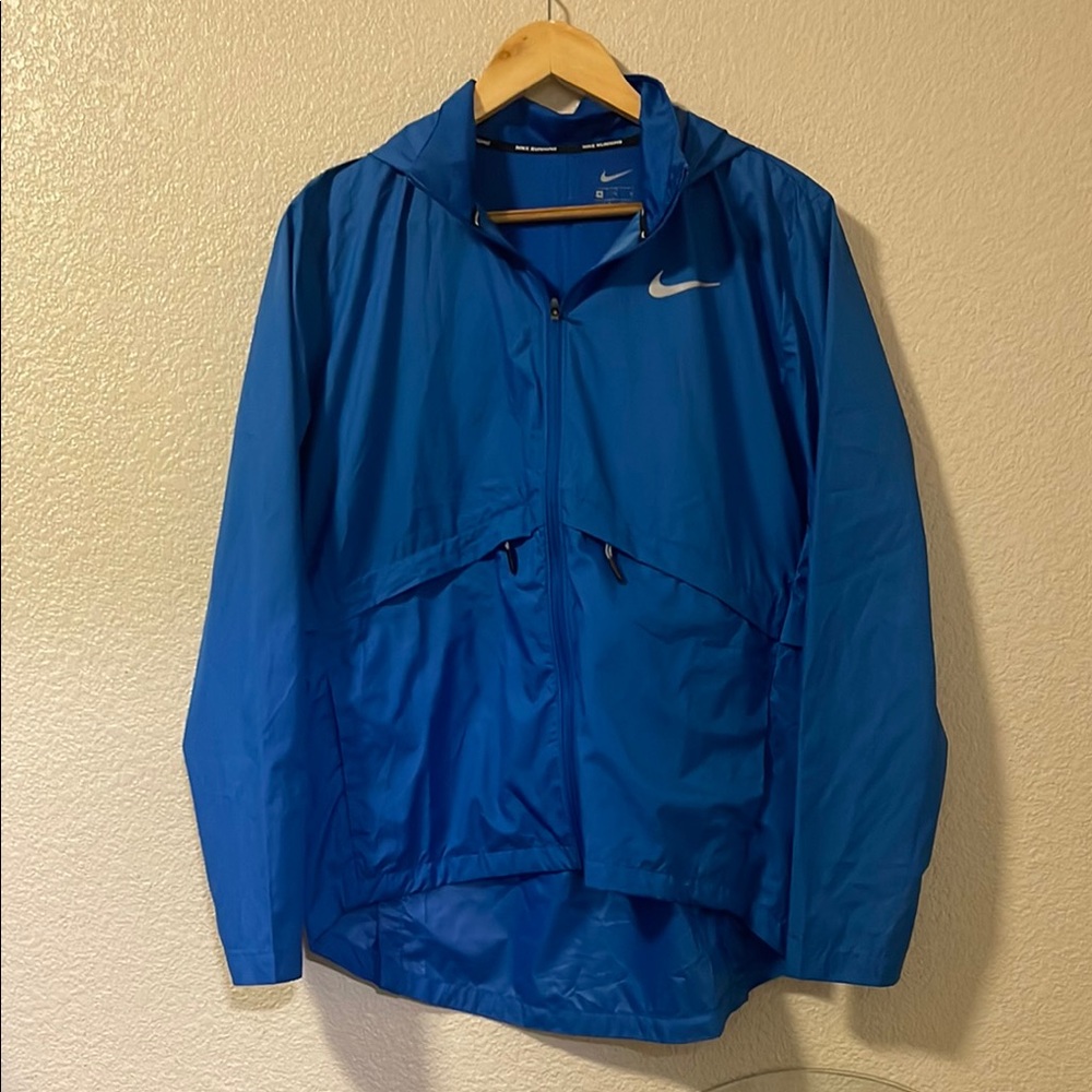 Nike Essential Running Jacket - image 1